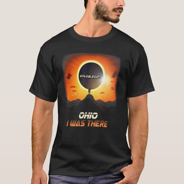 Camiseta Hiking Outdoors Total Solar Eclipse 2024 Ohio (Anverso)