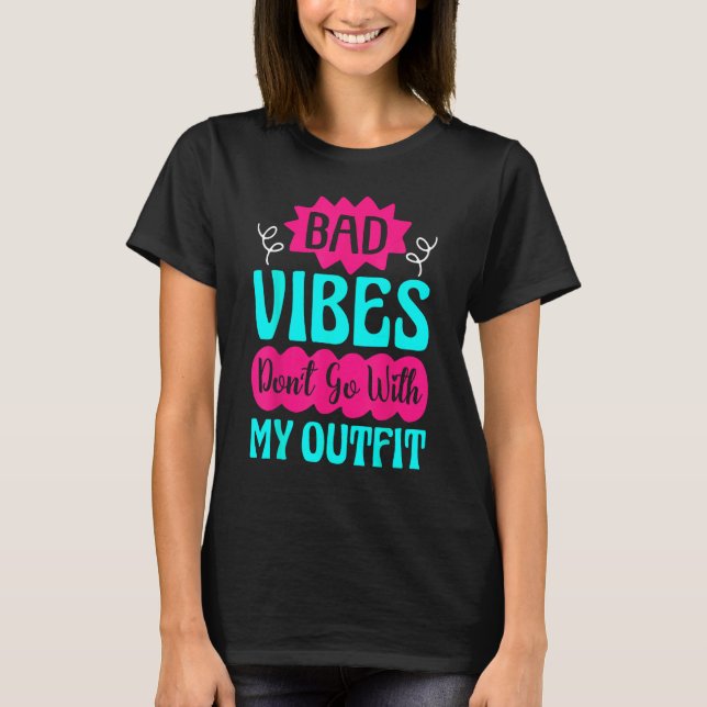 Camiseta Hippie Peace Groovy Bad Vibes Don t Go With My Out (Anverso)