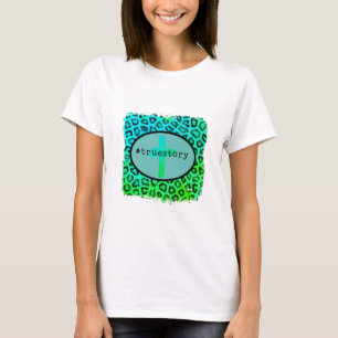 Camiseta "#historiaverdadera" cruz corazón estampado leopar