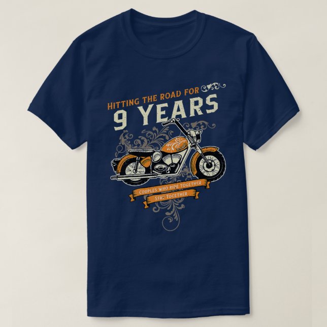 Camiseta Hitting The Road for 9 Years Biker 9th Wedding Ann (Diseño del anverso)