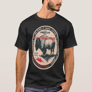 Camiseta Ho Chunk Nativo Estadounidense Nació Salvaje de la