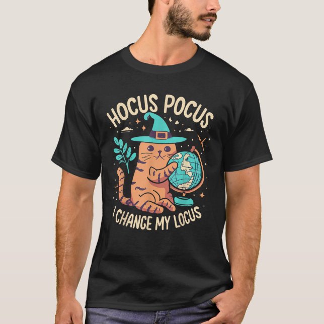 Camiseta Hocus Pocus Cambio Mi Bruja Gato Halloween Locus (Anverso)