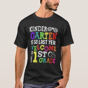 Camiseta Hola Bienvenidos Al Primer Grado Infantil Es Así