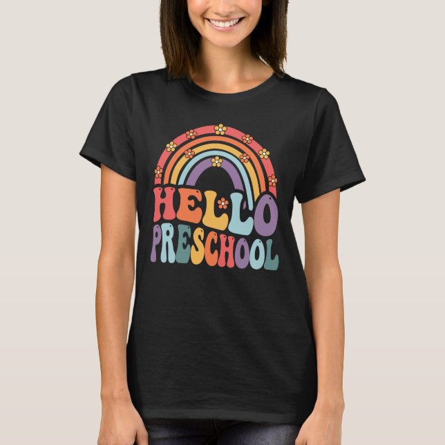 Camiseta Hola, Boho Rainbow de preescolar de vuelta a la es (Anverso)