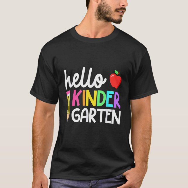 Camiseta Hola, Equipo De Kindergarten, Kinder, de vuelta al (Anverso)