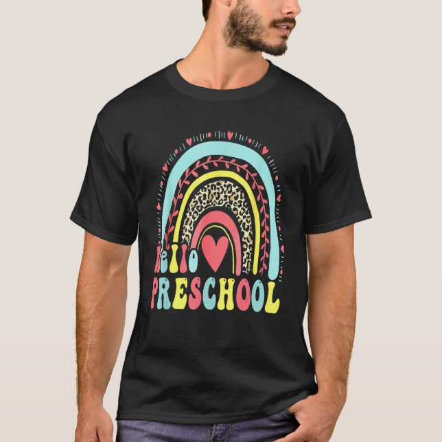 Camiseta Hola equipo preescolar de arcoiris de preescolar H (Anverso)