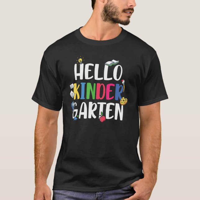 Camiseta Hola Kinder Garten Primer Día De La Escuela (Anverso)