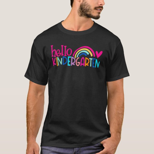 Camiseta Hola Kinder Primer Día De Equipo De Maestros De Ki (Anverso)