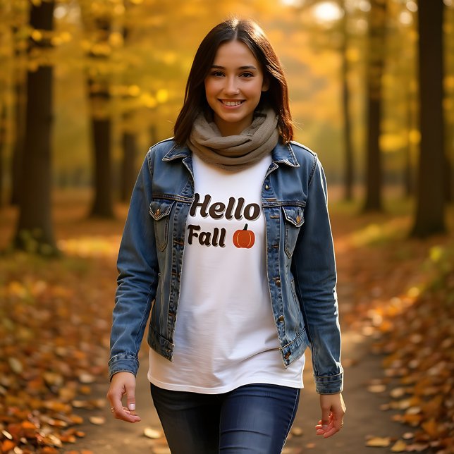 Camiseta Hola otoño - Temporada de calabaza Cosmo Diseño de (Fall outfit with "Hello Fall" design and rustic autumn charm)
