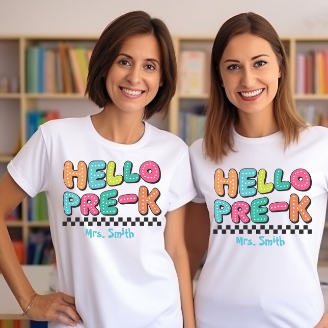 Camiseta Hola Personalizable pre-K (Subido por el creador)