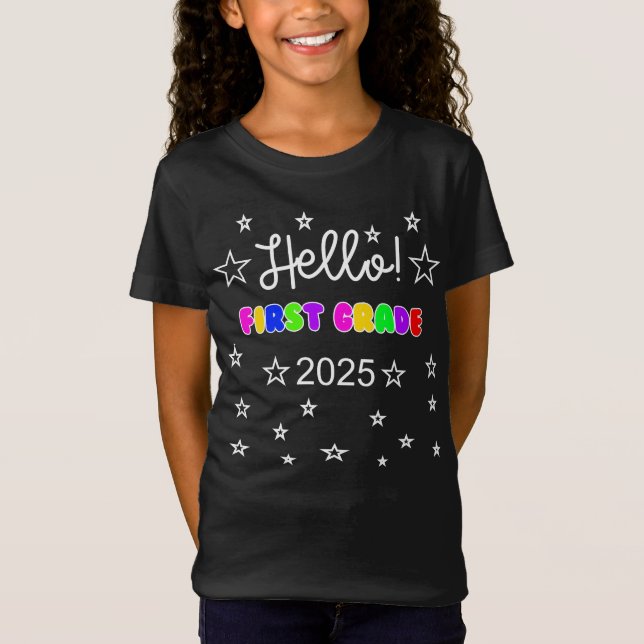 Camiseta Hola primer grado 2025 niños de vuelta a la escuel (Anverso)