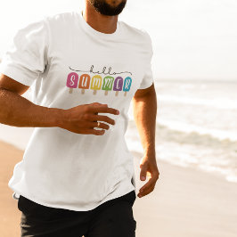Camiseta Hola verano con texto colorido