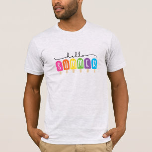 Camiseta Hola verano con texto colorido