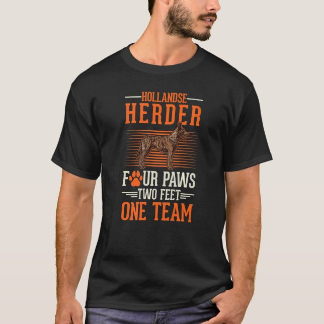 Camiseta Hollandse Herder four paws two feet one team (Anverso)