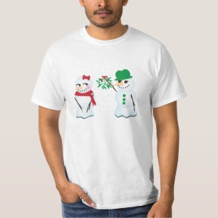 Camiseta Hombre de nieve con Mistletoe queriendo un beso