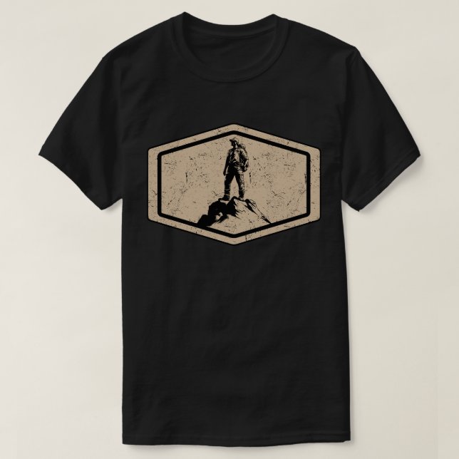 Camiseta Hombre en la cima de la montaña (Diseño del anverso)
