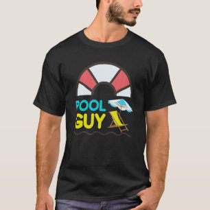 Camiseta Hombre en la piscina de cabaña de su servicio