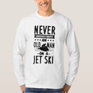 Camiseta Hombre Mayor En Una Esquí De Jet