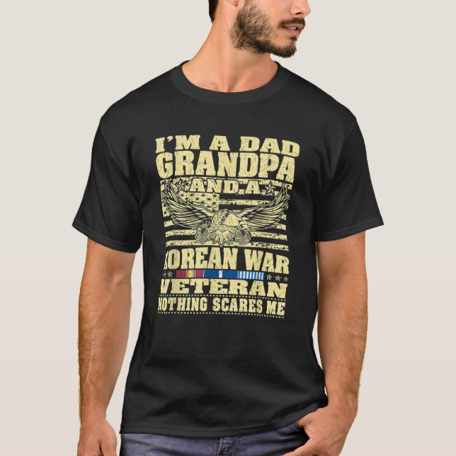 Camiseta Hombre, soy abuelo de papá y veterano de guerra co (Anverso)