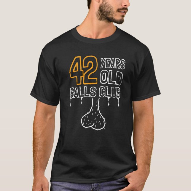 Camiseta Hombres 42.º Club De Bolas De Cumpleaños 42 Awes (Anverso)
