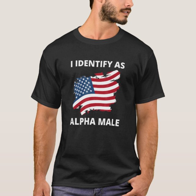 Camiseta Hombres A Los Que Identifico Como Alfa Mens Bander (Anverso)