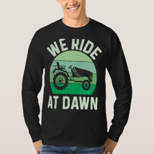 Camiseta Hombres A Los Que Viajamos En El Césped De La Made
