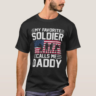 Camiseta Hombres Bandera USA Mi Soldado Me Llama Papi Ejérc
