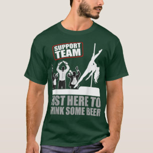 Camiseta Hombres bebiendo equipo de la pandilla del novio d
