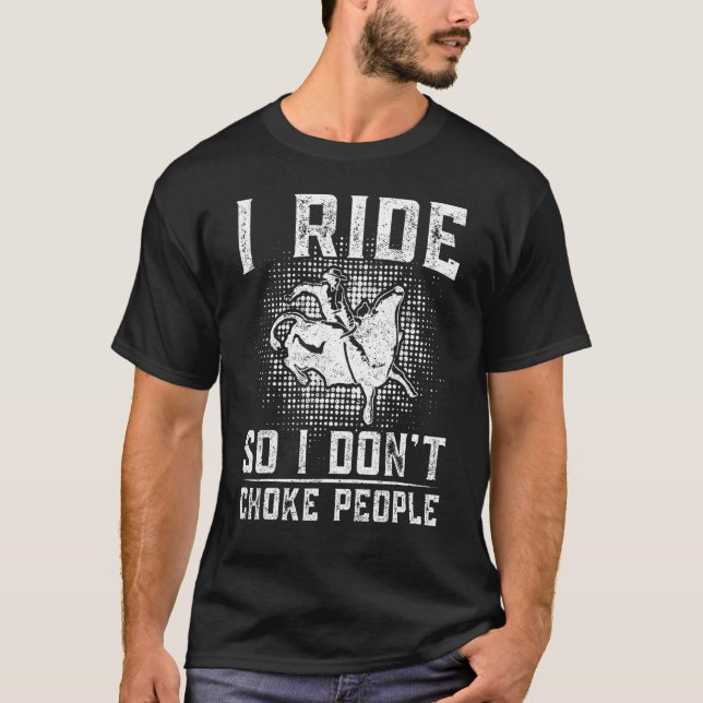 Camiseta Hombres Bull Montando Rodeo Bulls Rider Yo Viajo A (Anverso)