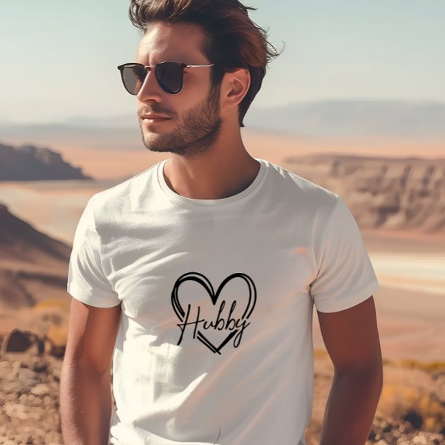 Camiseta Hombres De Impresión Cardíaca De Estilo Blanco (White Trendy Hubby In Heart Print Men T-Shirt)