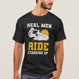 Camiseta Hombres De Verdad En Pie En El Esquí Acuático