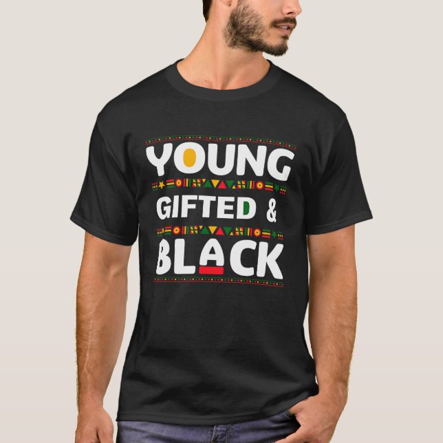 Camiseta Hombres Jóvenes De La Edad Media Y De La Raza Del  (Anverso)
