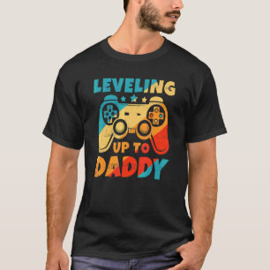 Camiseta Hombres Levantándose A Papi Gamer Dad Pregnancy An