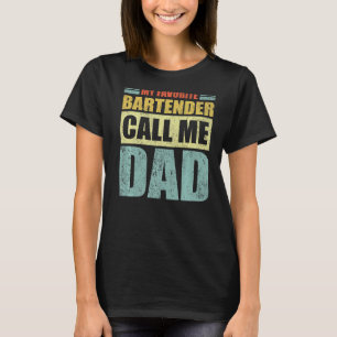 Camiseta Hombres, mi barman favorito me llama papá padre