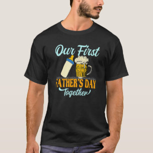 Camiseta Hombres Nuestro Primer Día De Los Padres Juntos Me