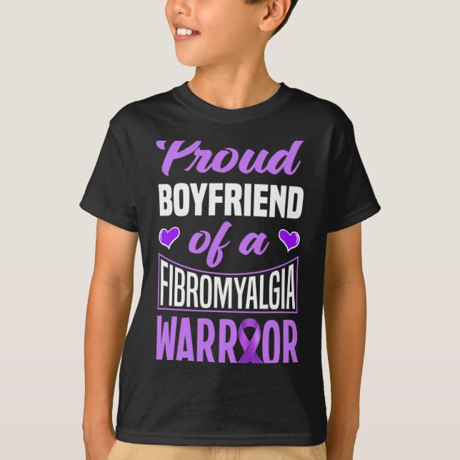 Camiseta Hombres Orgullosos Novio De Un Guerrero De Fibromi (Anverso)