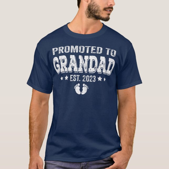 Camiseta Hombres Promovidos A Grandad Est 2023 Embarazo (Anverso)