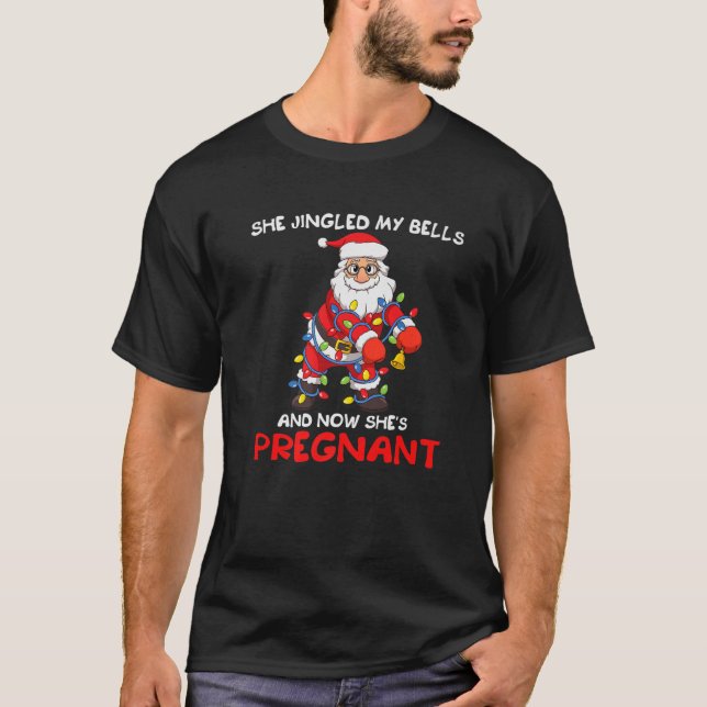 Camiseta Hombres Santa She Jingy Mis Bells Navidades Embara (Anverso)