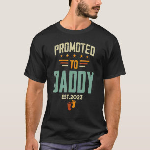 Camiseta Hombres, voy a ser un papi promocionado por la cos