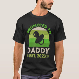 Camiseta Hombres, voy a ser un papi promocionado por la cos