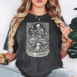 Camiseta Hongo vintage de lectura de esqueleto arte oscuro