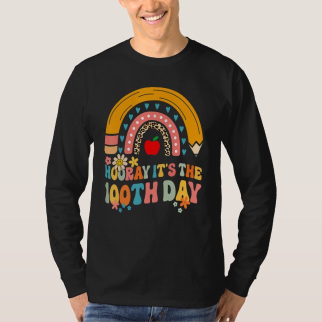 Camiseta Hooray It's The 100th Day Groovy Rainbow 100 Days  (Anverso)