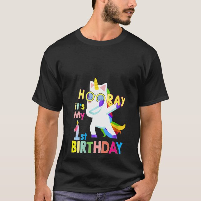 Camiseta Hooray para las mujeres es mi primer cumpleaños (Anverso)