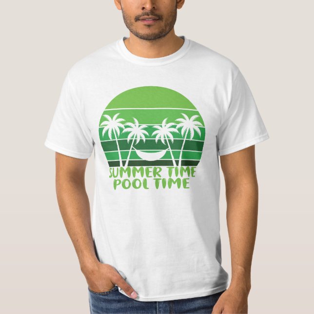 CAMISETA HORA DE PISCINA EN VERANO. (Anverso)