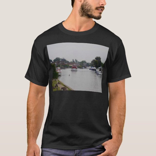 Camiseta Horning en el río Bure (Anverso)