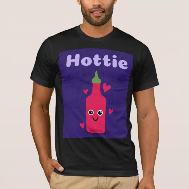 CAMISETA HOTTIE FUNNY HOT SAUCE T-SHIRT (Anverso)