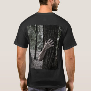 Camiseta Hug a Tree Zombie Gótico