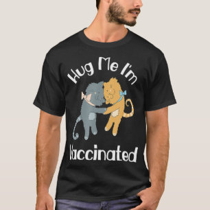 Camiseta Hug Me Vacunan Gatos Cutos Abrazando A Gatos Amant