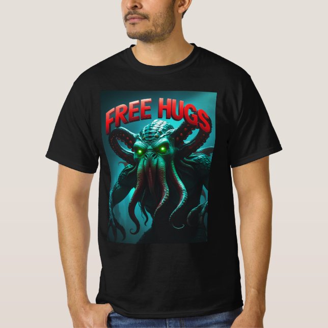 Camiseta HUGS LIBRES (De Tu Nuevo Dios) Cthulhu (Anverso)