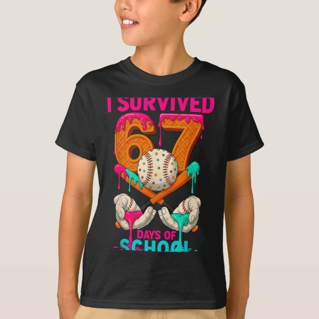 Camiseta Hugvyn I Survived 67 Days Of School Ice Cream Six  (Anverso)